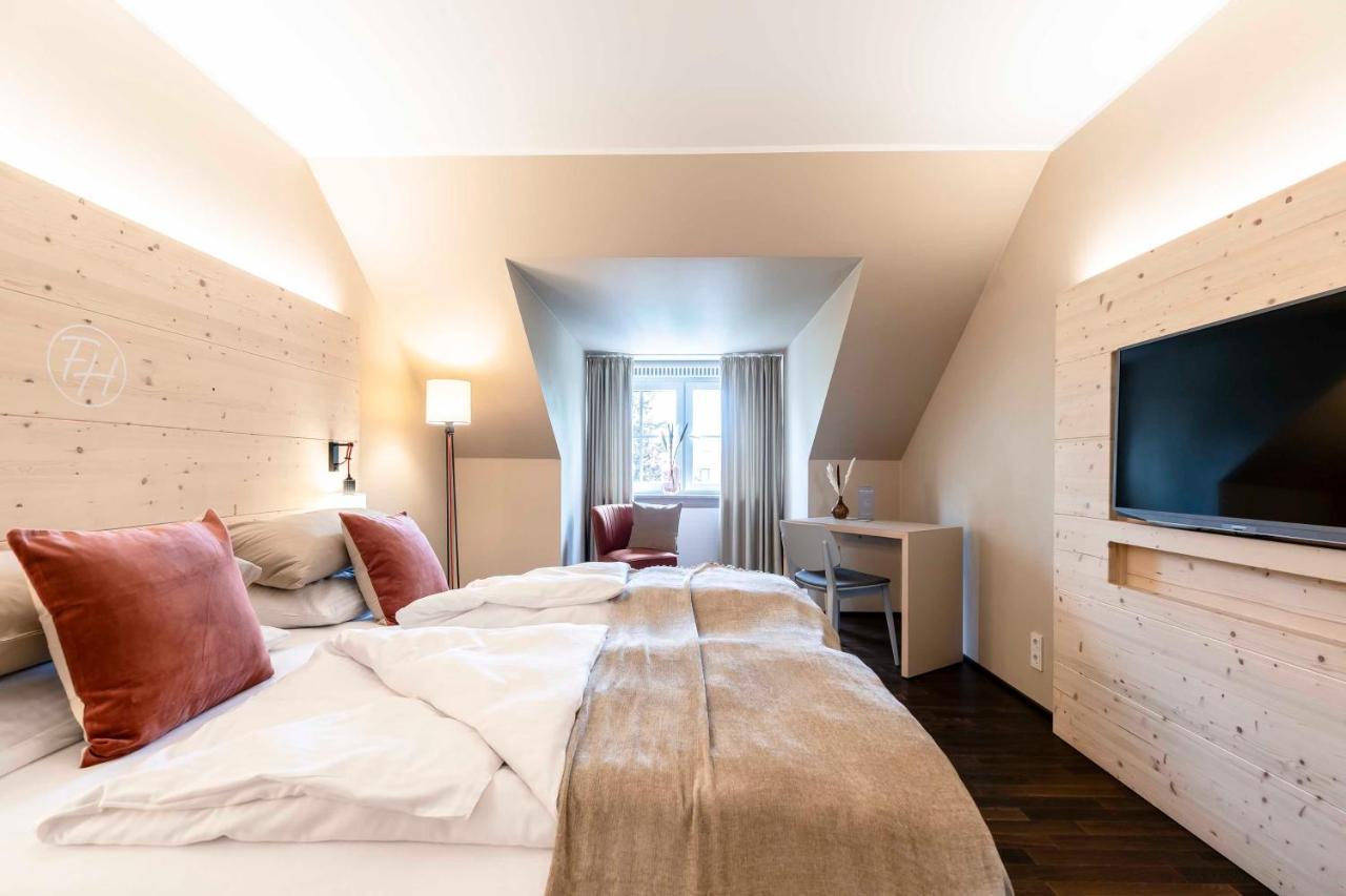 Feldmochinger Hof Hotel München Buitenkant foto