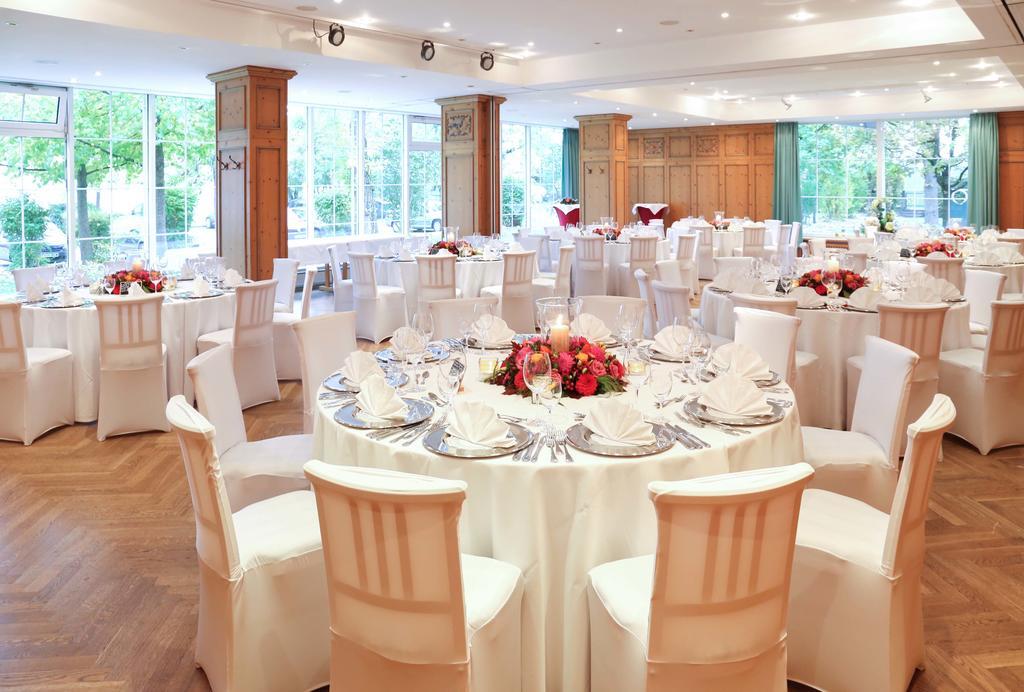 Feldmochinger Hof Hotel München Buitenkant foto